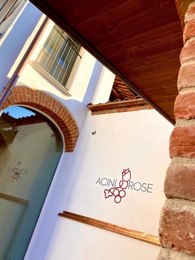 Апартаменти Acini E Rose Montalenghe Екстер'єр фото